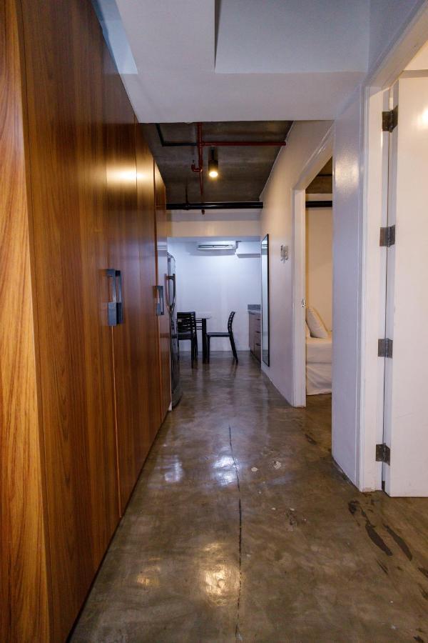 5880 Enriquez Residences Manila Luaran gambar
