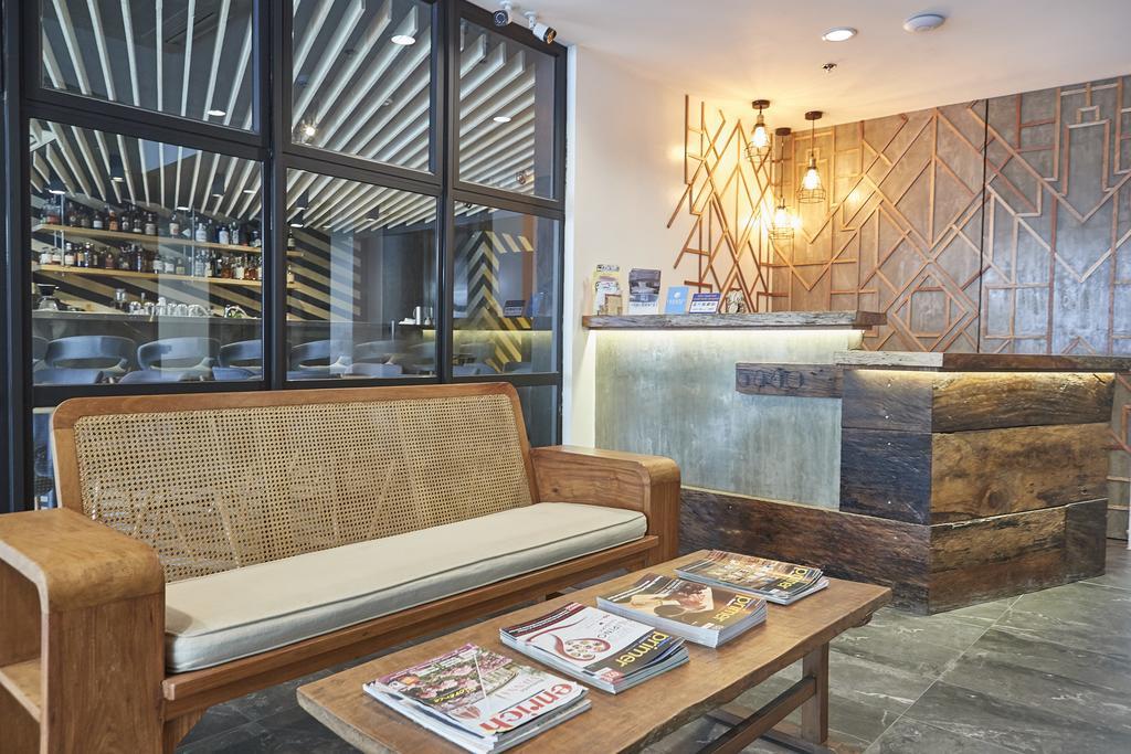 5880 Enriquez Residences Manila Luaran gambar